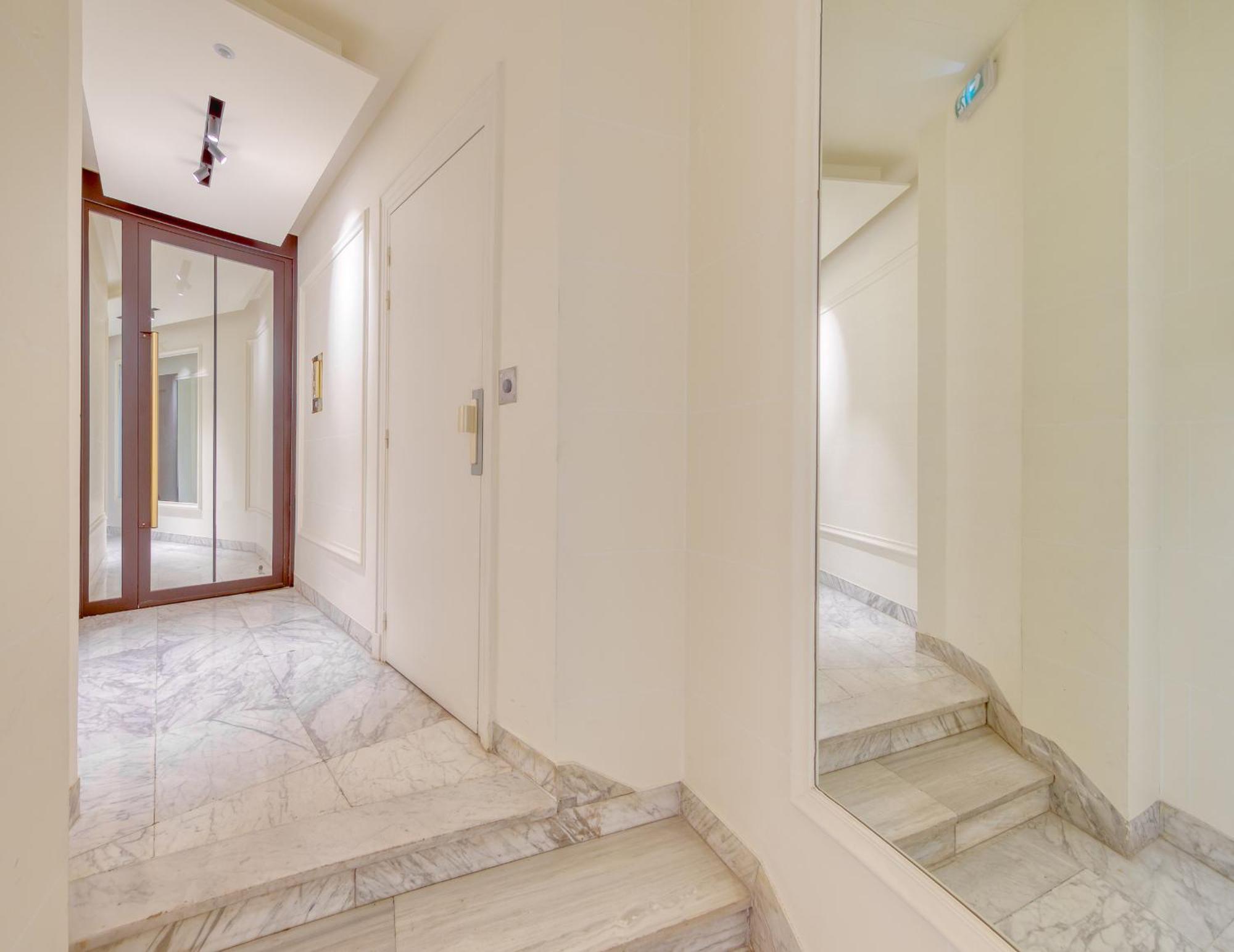 Apartment Champs Elysees 1br Prime Location Renovated *